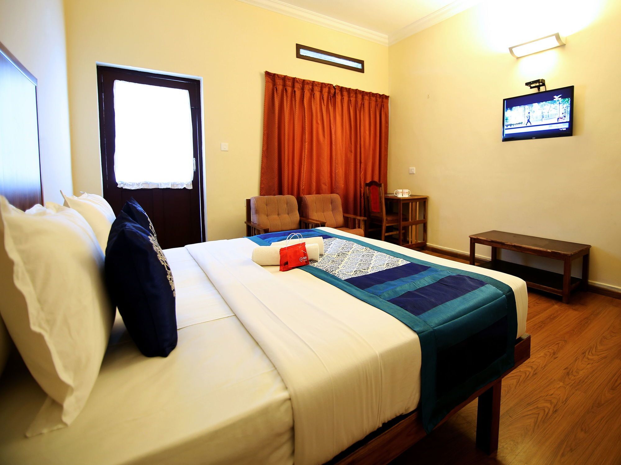 Oyo 2887 Hotel Sn International Kumily ภายนอก รูปภาพ
